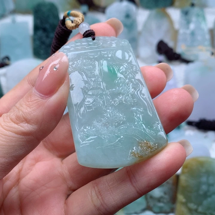 定制翡翠未镶嵌山水