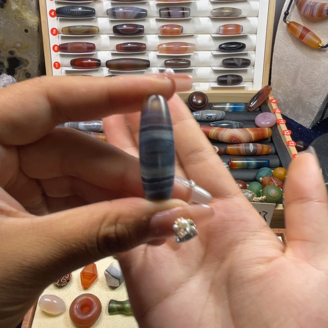 未镶嵌玛瑙/玉髓珠宝奇石