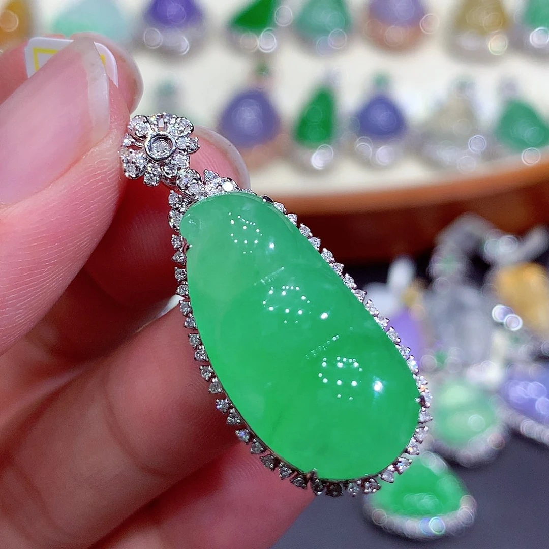 翡翠18K金镶嵌吊坠(不含链)