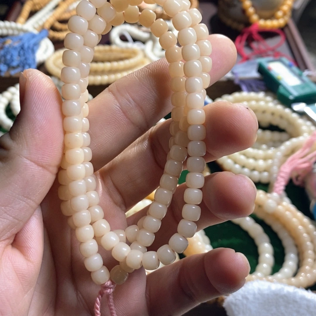 白玉菩提手串凉*开菩提根