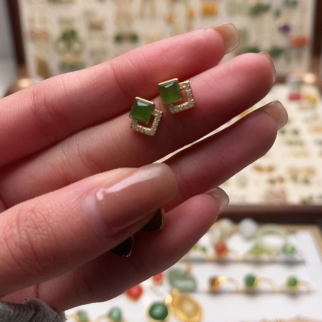 和田玉银S925镀金镶嵌耳饰