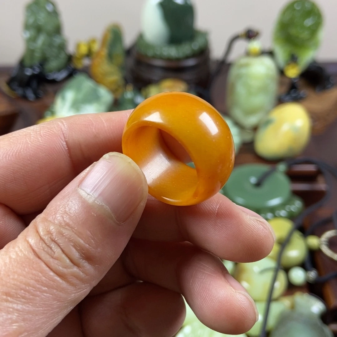 蛇纹石玉未镶嵌扳指20圈口