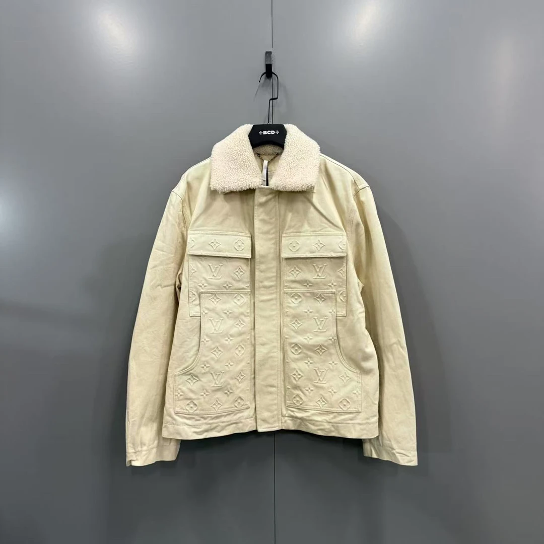 95新 LouisVuitton/路易威登 （bb）126 米色老花伐木衣 50码/33989