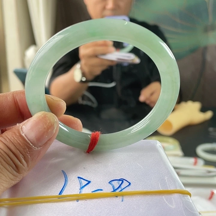 未镶嵌手镯翡翠成品