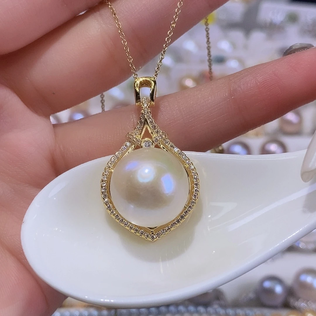 淡水珍珠合金颈饰
