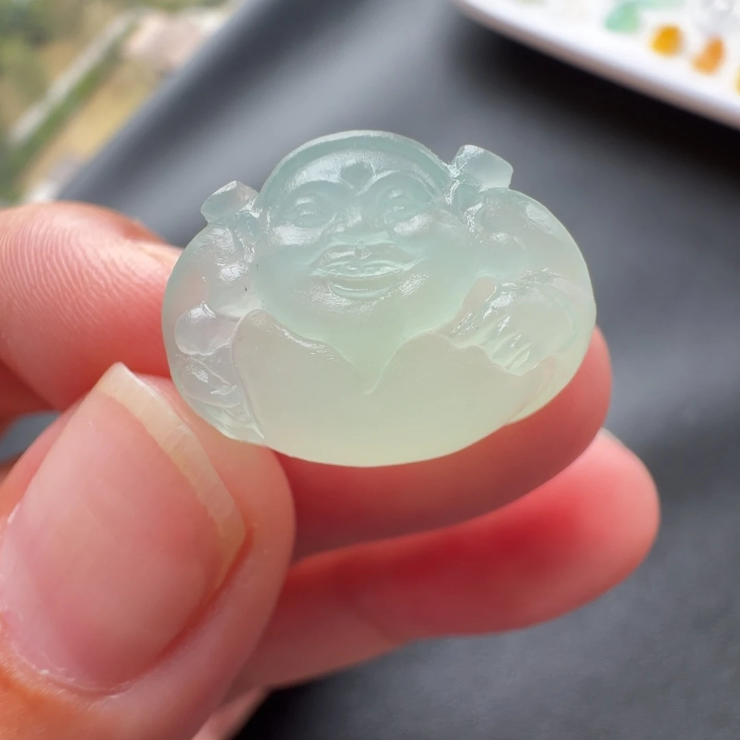定制翡翠未镶嵌冰种蓝财神