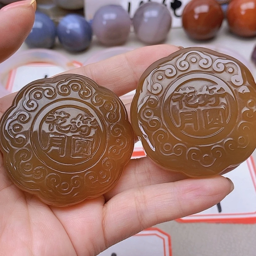 【闪购商品】玛瑙/玉髓未镶嵌珠宝半成品啊*