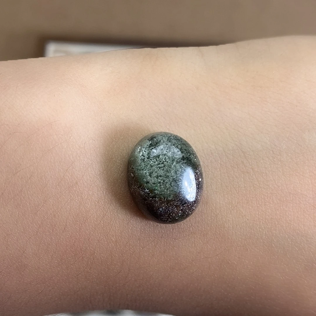 未镶嵌颈饰水晶W****.水晶