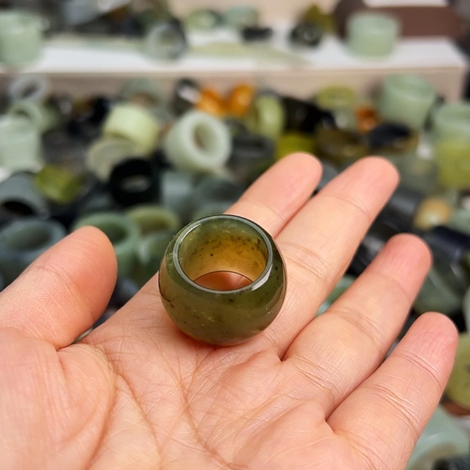 【闪购商品】未镶嵌蛇纹石玉戒指