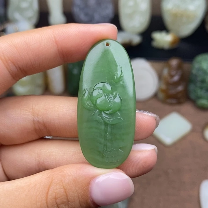 和田玉未镶嵌挂件