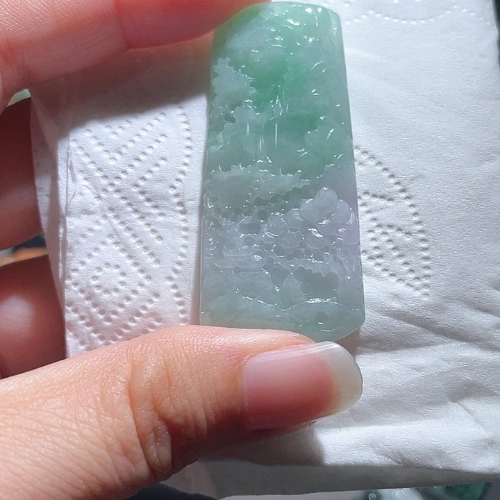 颈饰未镶嵌翡翠天