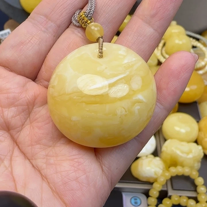 未镶嵌颈饰蜜蜡天然蜜蜡