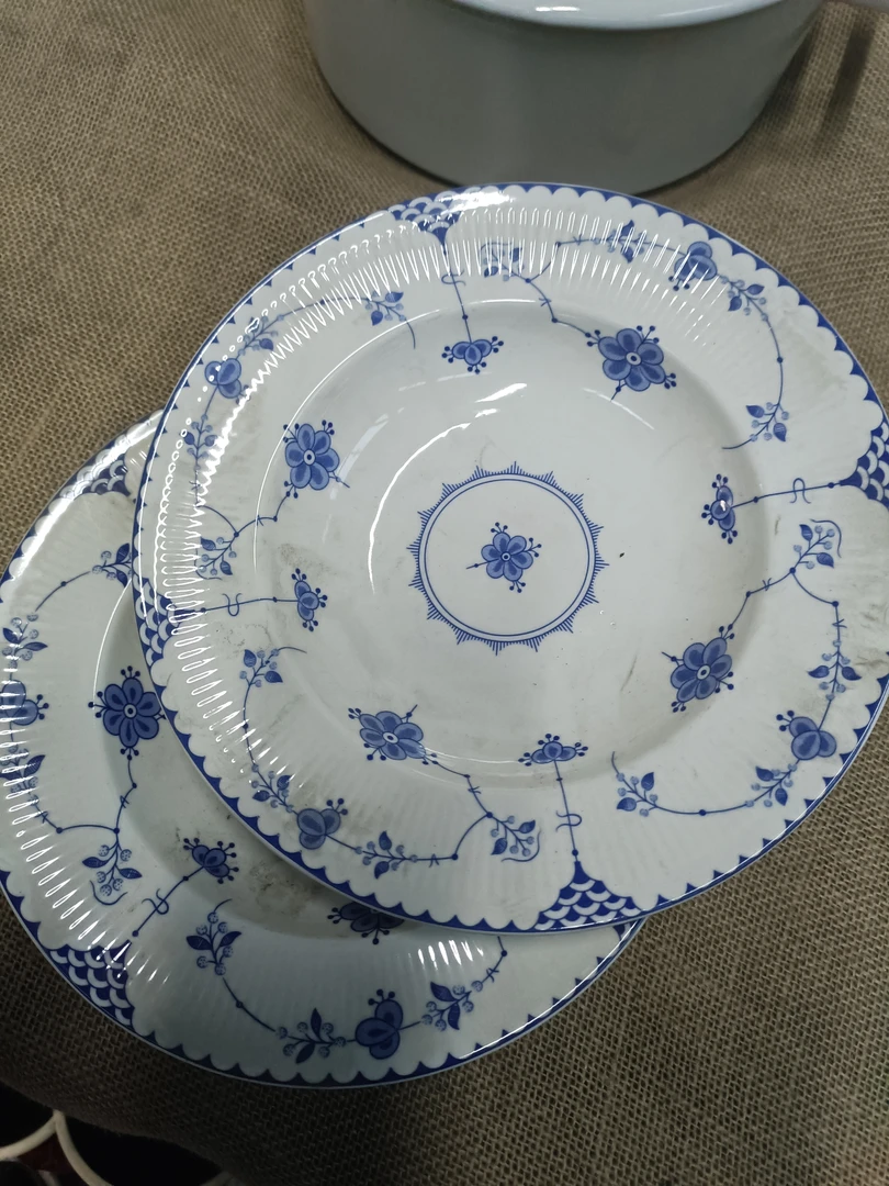 磁州窑唐草九汤盘一对《遐思品介意勿拍》