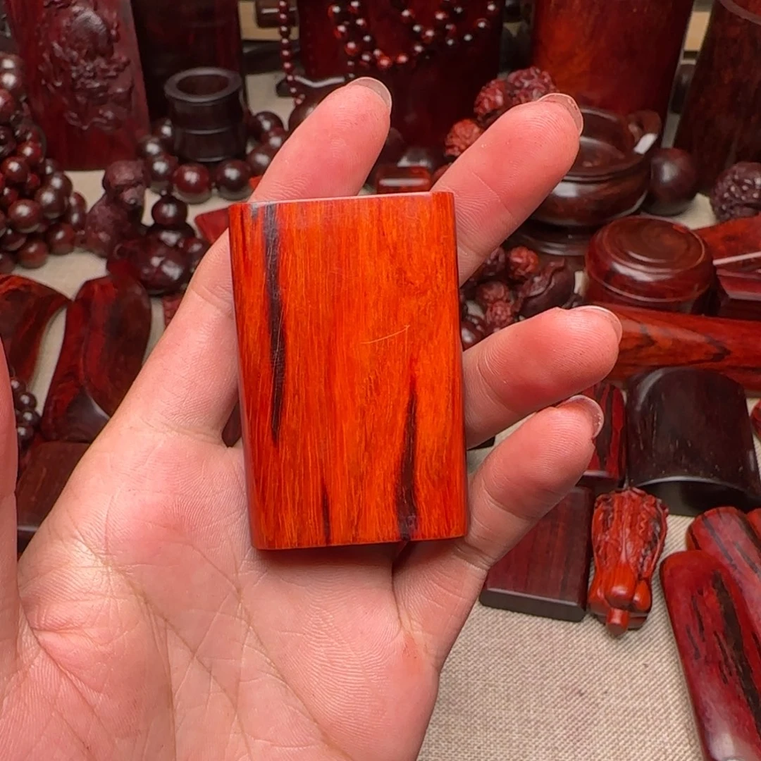 奋***斗檀香紫檀（小叶紫檀）