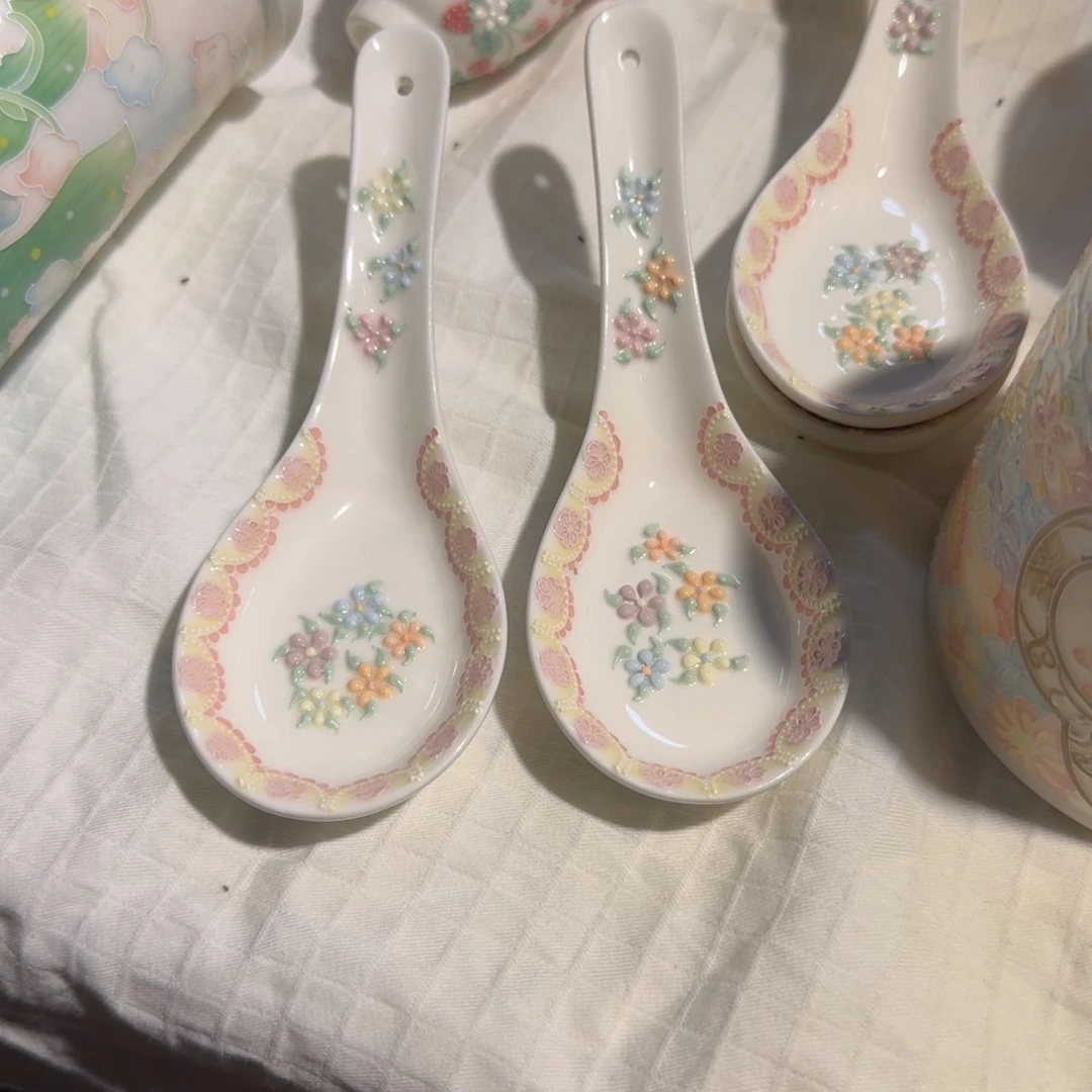 是***呀妖妖陶瓷手作勺子