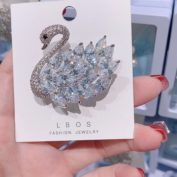 锆石铜合金奢华天鹅胸针 经典款