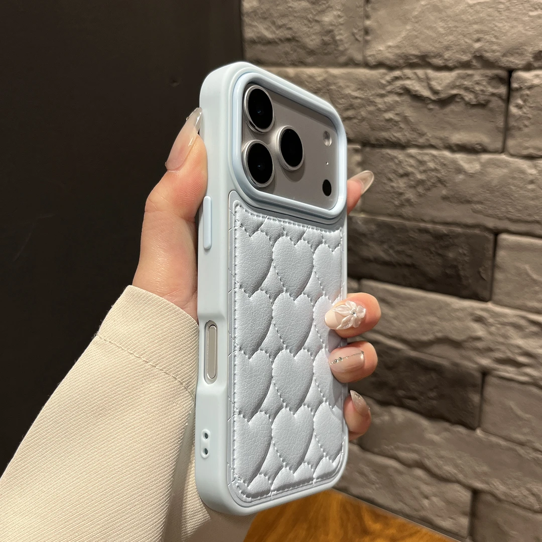 适用于苹果17pro手机壳大孔印压爱心蓝色ins网红女款轻奢小众高级