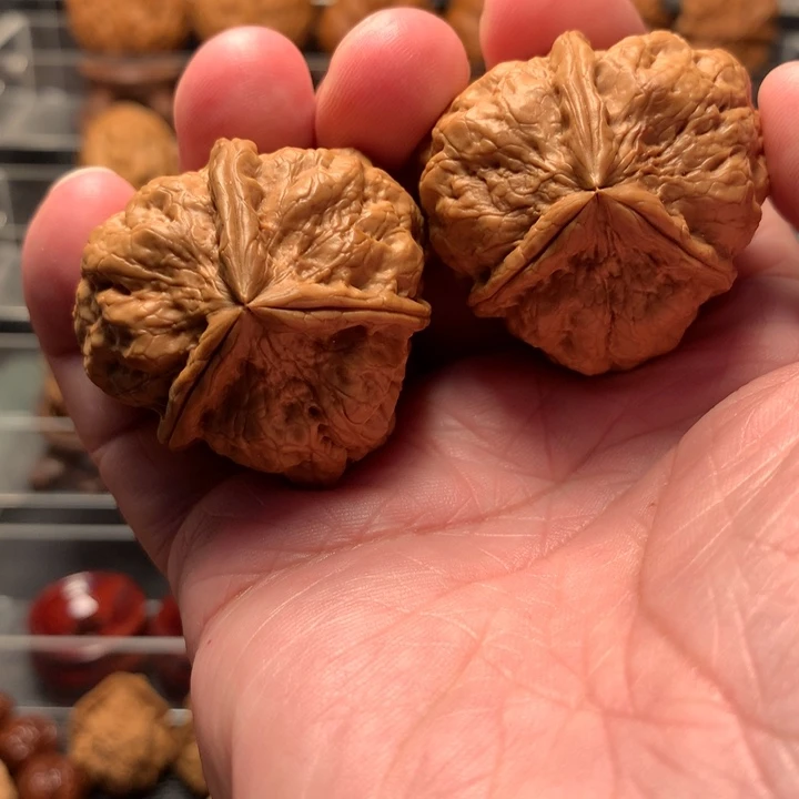 文玩核桃吊坠D*蟾王三棱