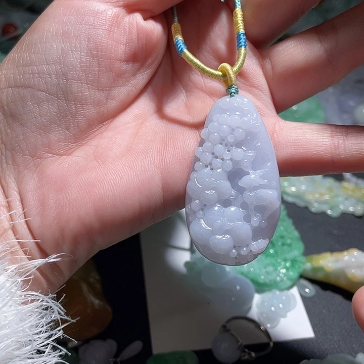 颈饰未镶嵌翡翠天