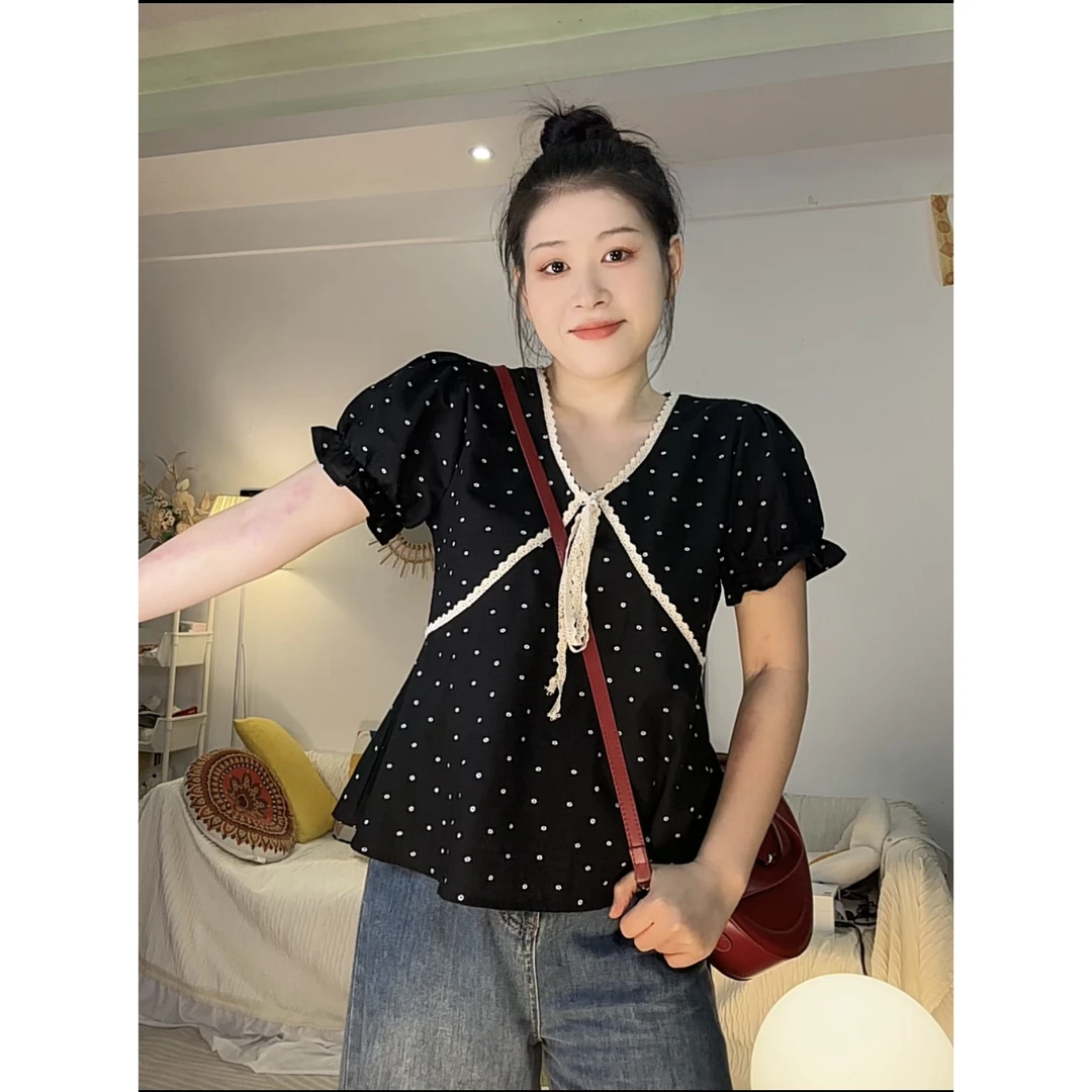 大码女装设计感蕾丝边V领系带短袖夏季韩版宽松显瘦衬衣