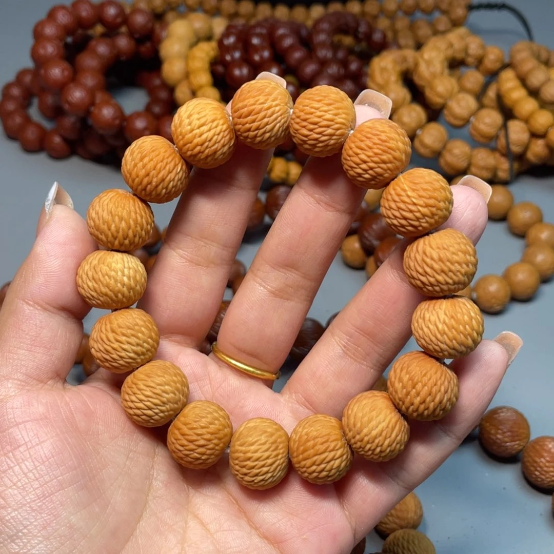 沐***忆手串猴头核桃龙鳞