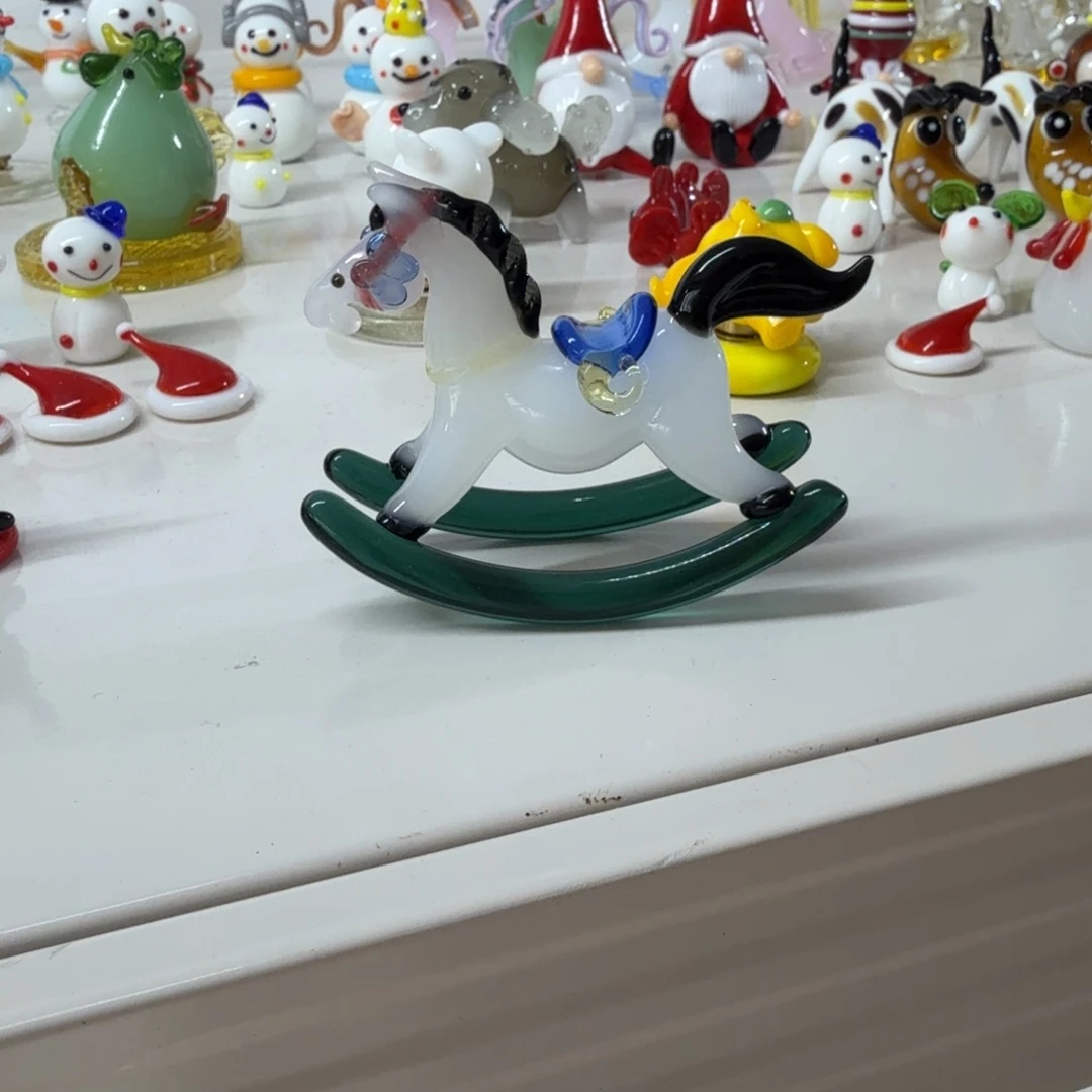 琉璃手工艺品摇摇马