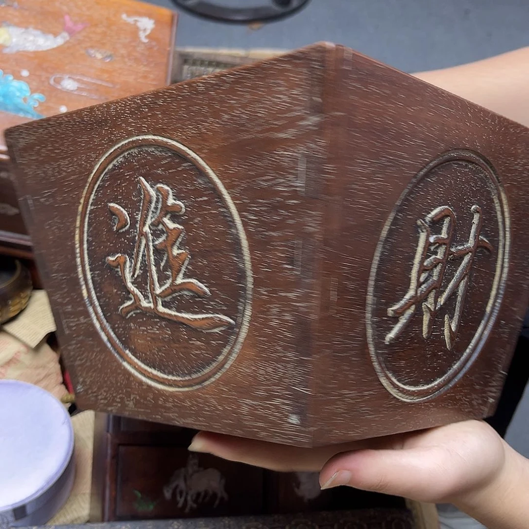 滴血莲花菩提吊坠
