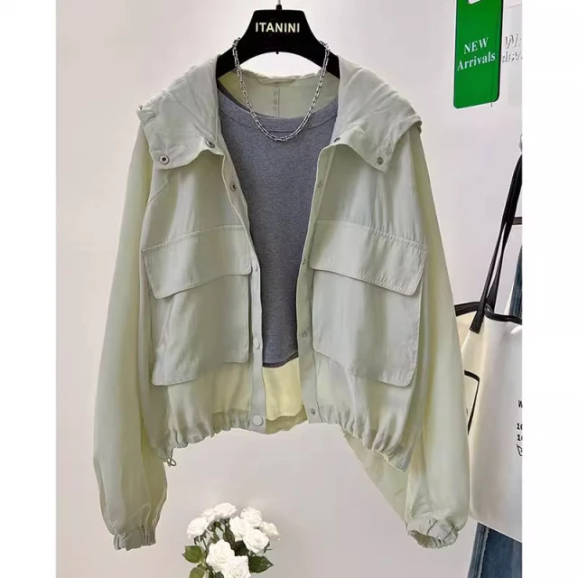 绿色薄外套女短款防晒衣2025春夏新款韩版休闲连帽防晒服学生上衣