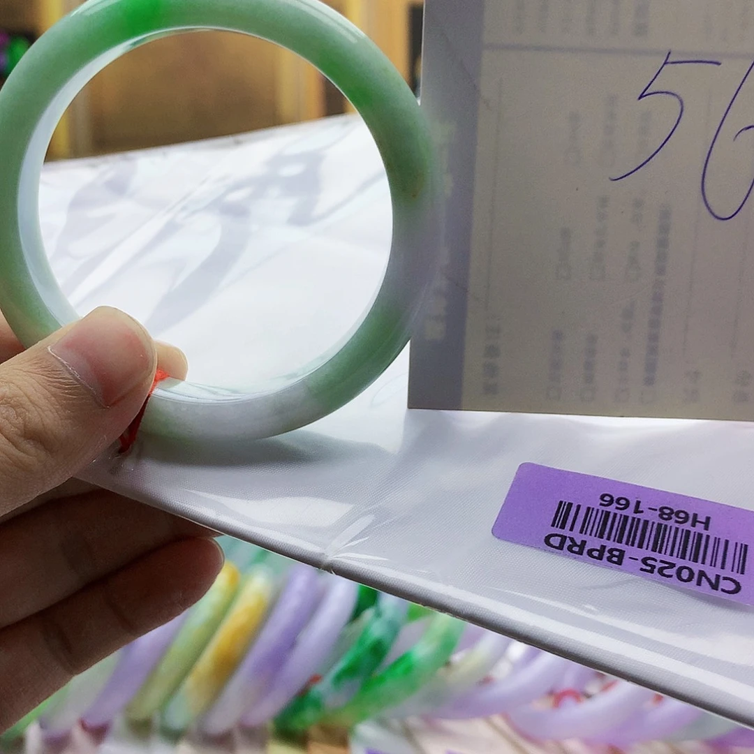 翡翠未镶嵌手镯uoogffffddd