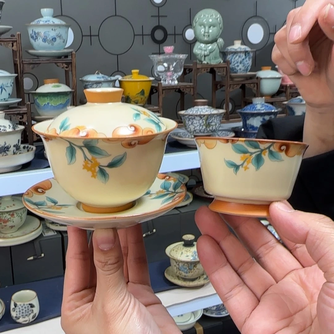 高温下的高温天气使人心情愉悦