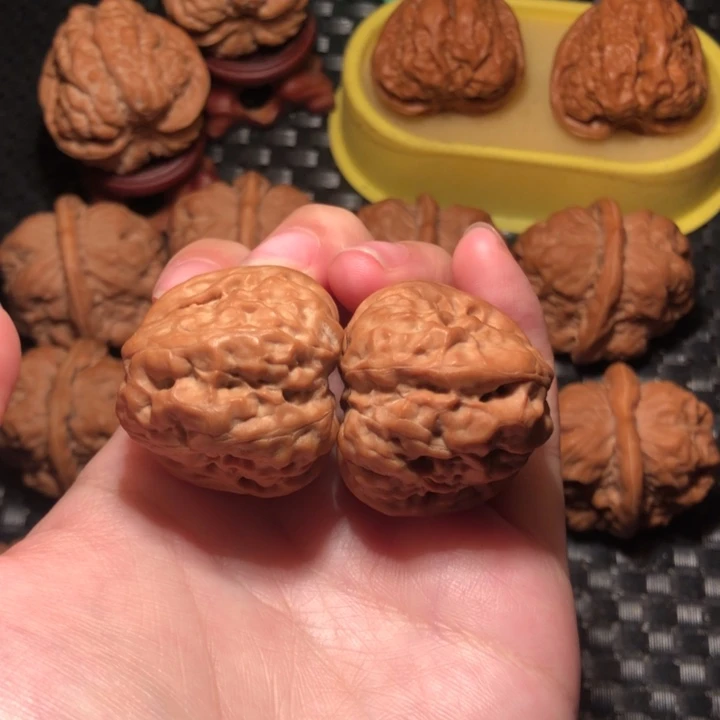 把件文玩核桃33四开蛙王