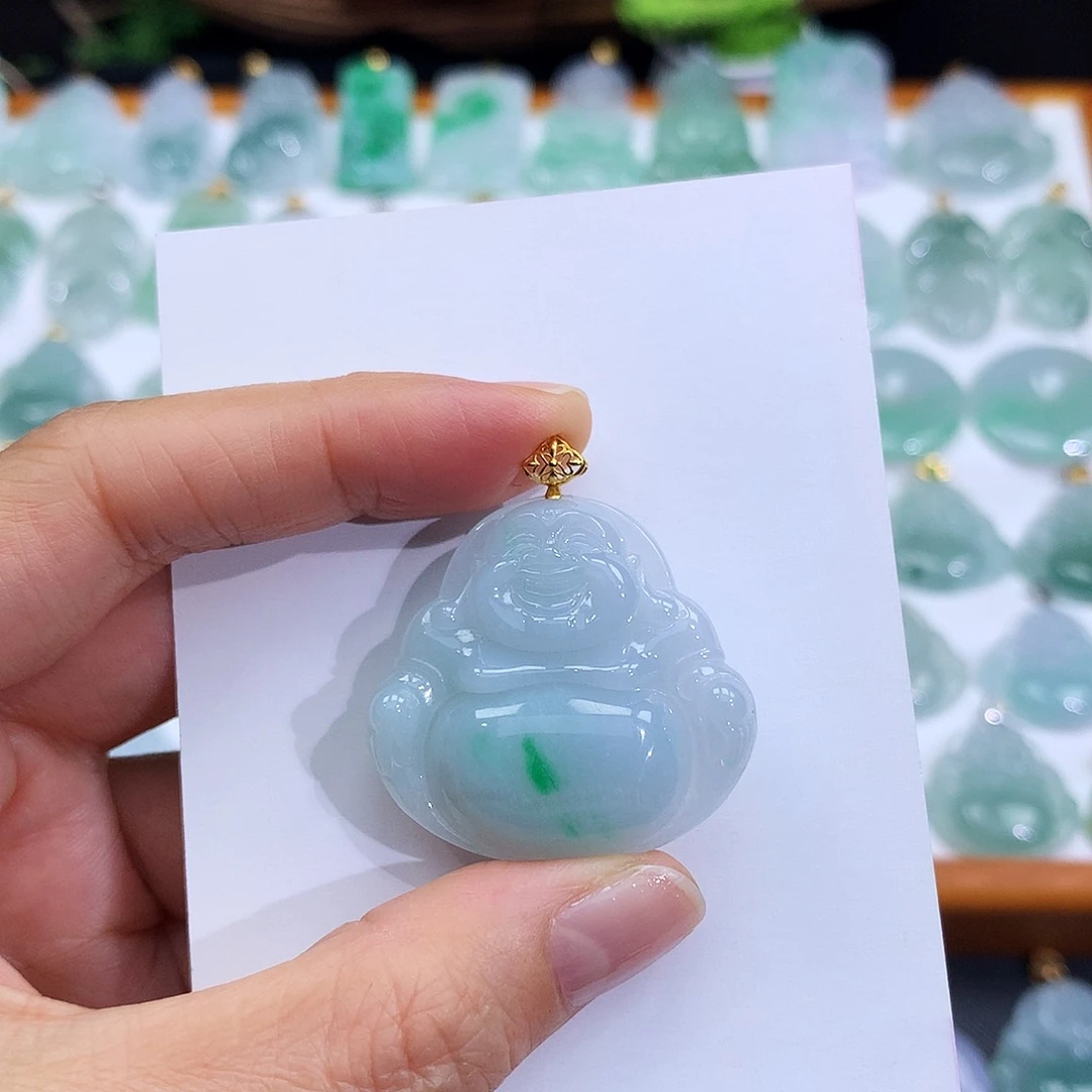 翡翠18K金镶嵌颈饰翡翠吊坠