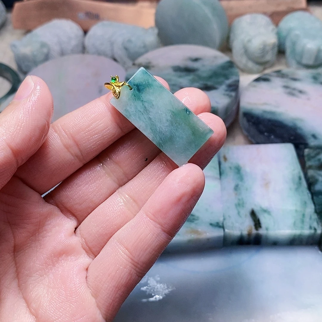 翡翠未镶嵌颈饰888