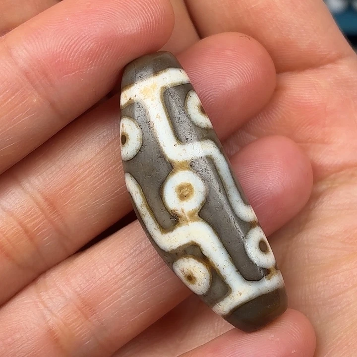 藏***宝玛瑙/玉髓未镶嵌颈饰