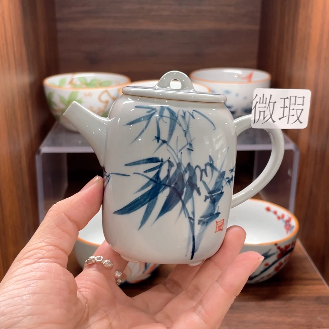 釉下手绘茶具微瑕