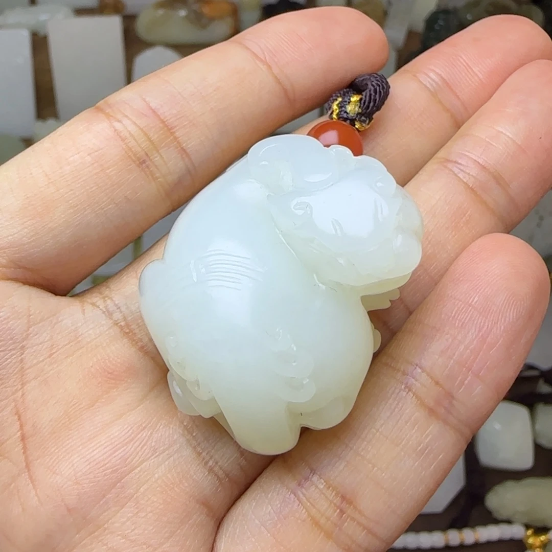 和田玉未镶嵌挂件貔貅