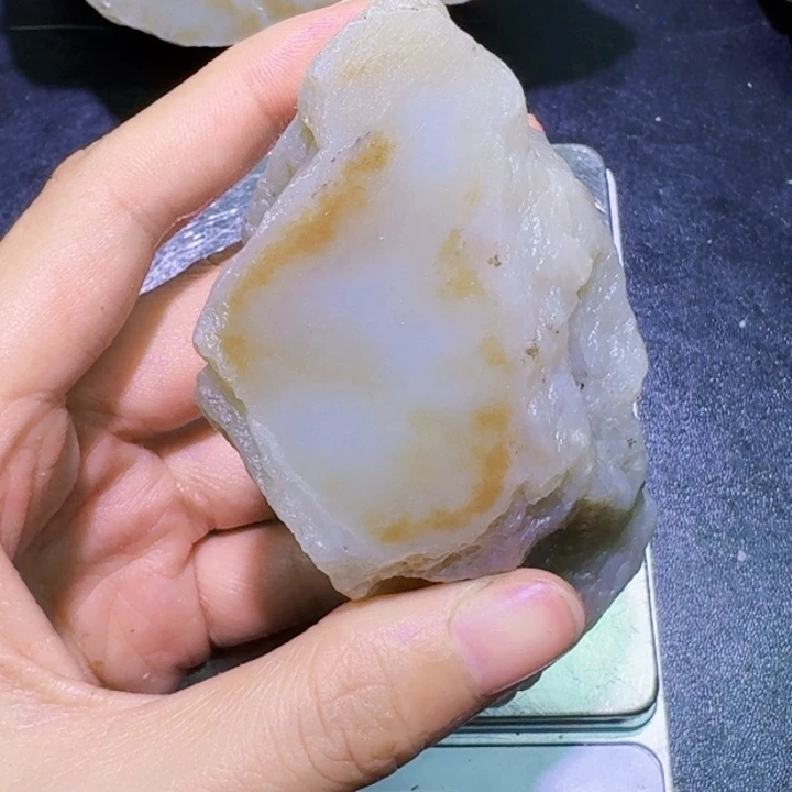 君***情未镶嵌和田玉（糖玉）珠宝半成品