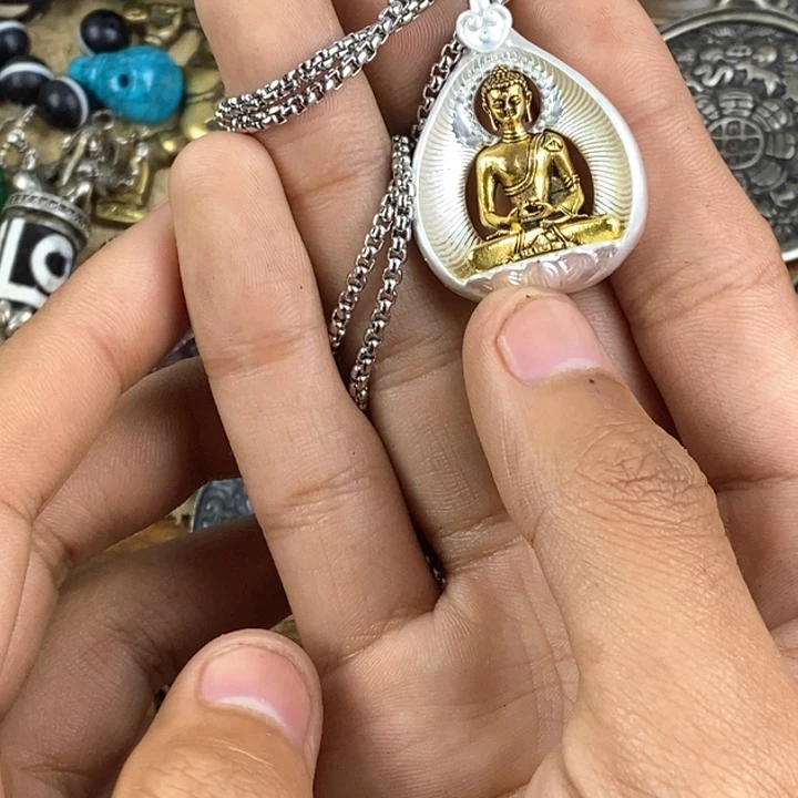 幕****哥发好复古风格很尴尬哥