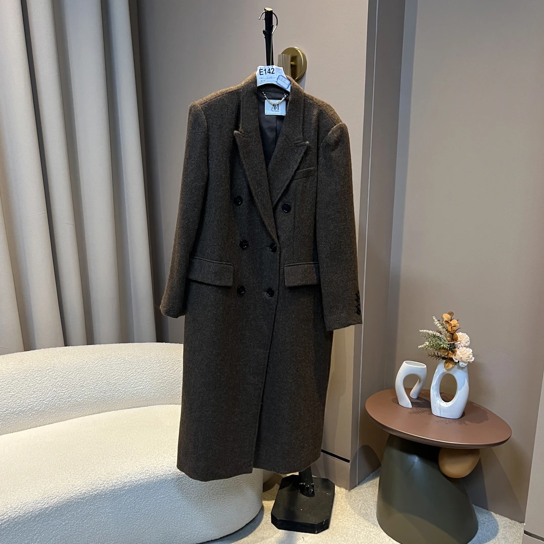 （142）路卡家众心精选大衣