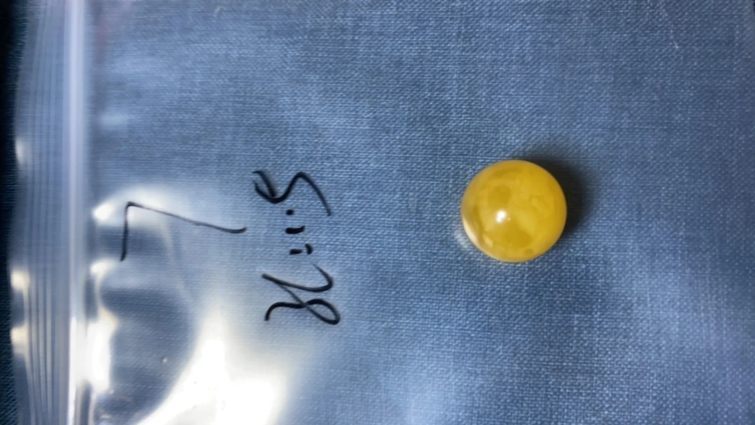 天然蜜蜡鸡油黄18.6 圆珠