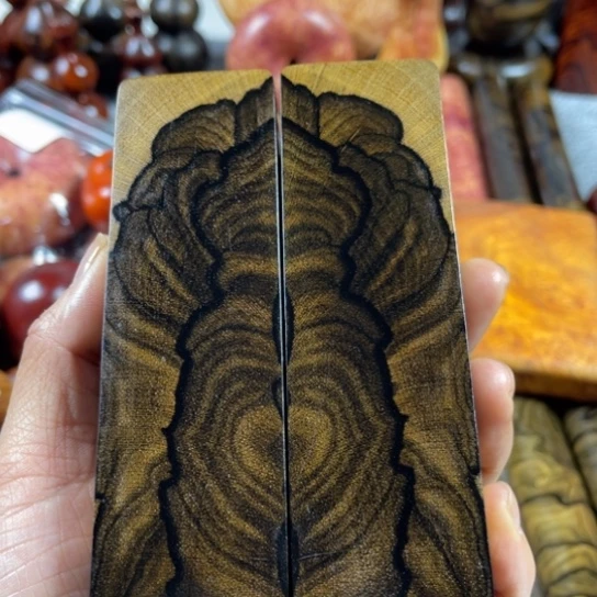 大叶紫檀（黑酸枝木类）辰**爸