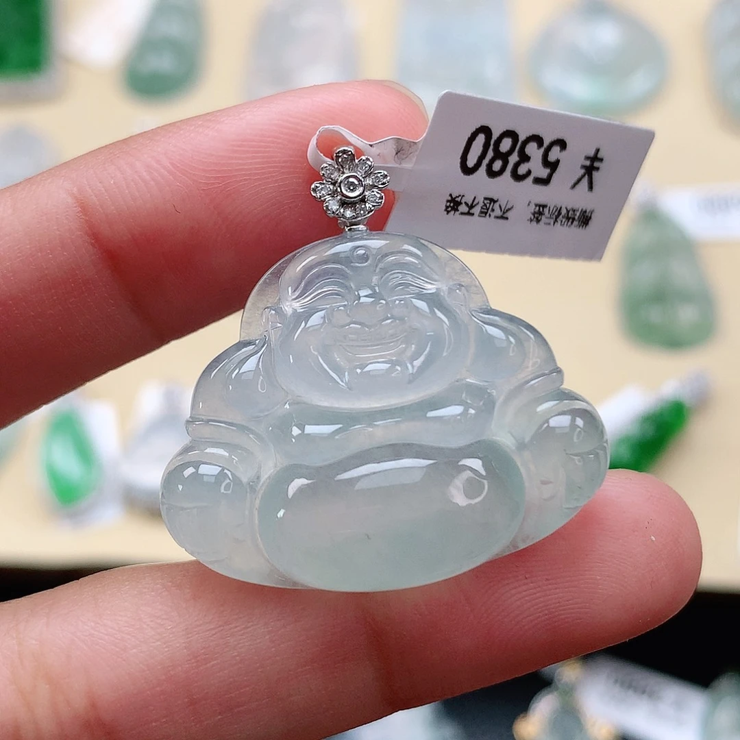 翡翠颈饰18K金镶嵌佛公