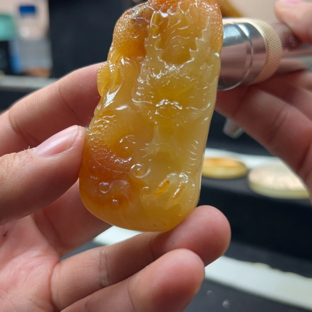 石英质玉（黄龙玉）未镶嵌hly
