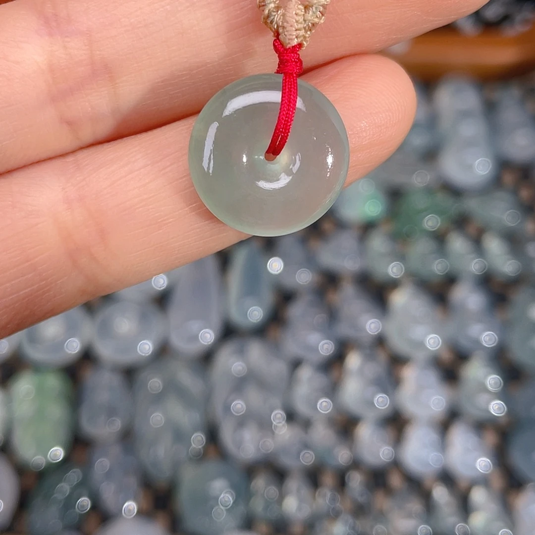 翡翠未镶嵌颈饰天然缅甸A货翡翠