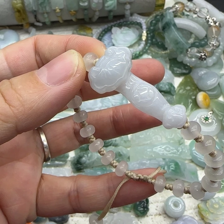 翡翠未镶嵌手链如意手牌