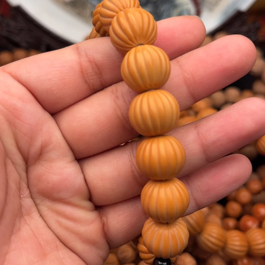 文玩核桃手串阳****陈瓜珠