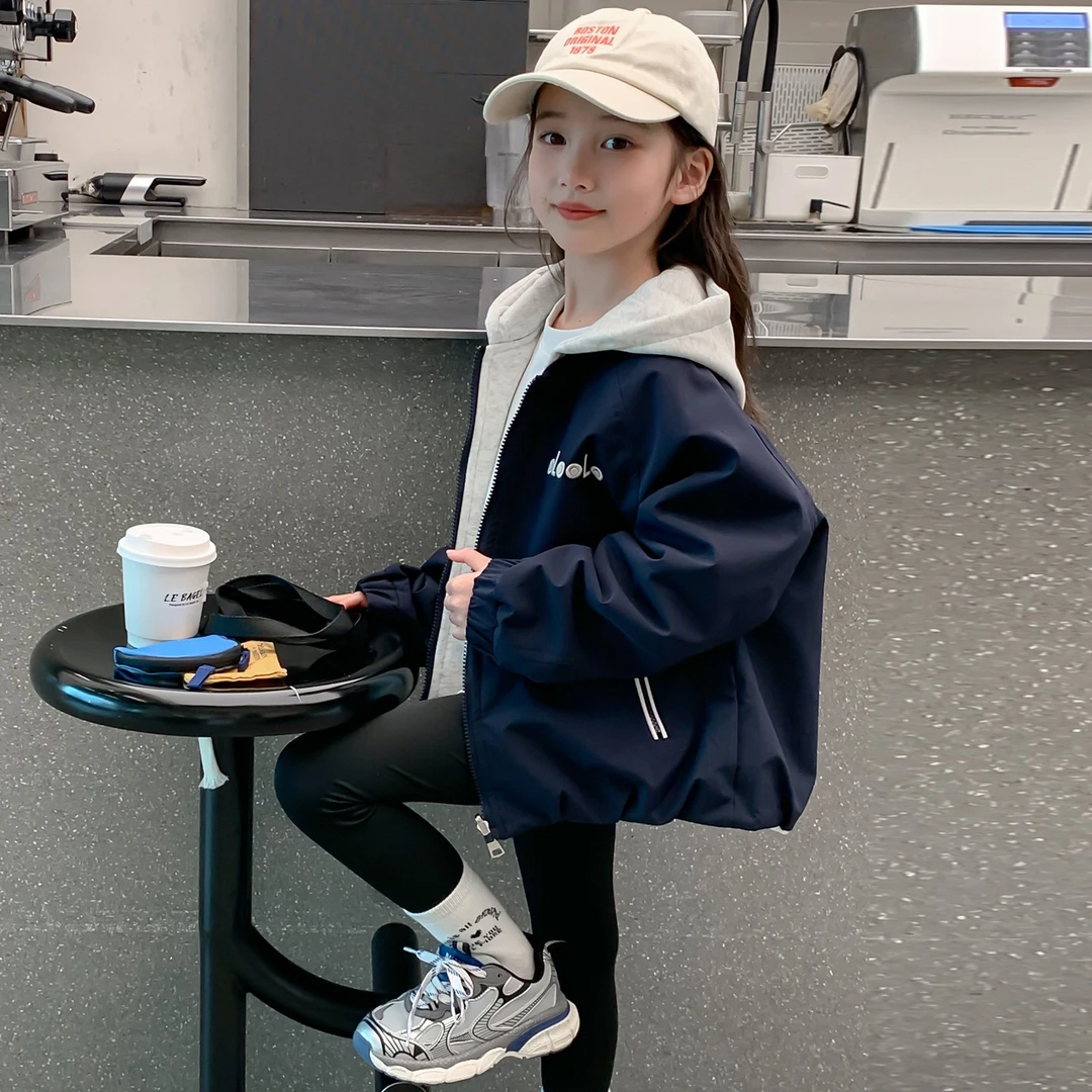 女童秋装外套2025新款儿童女孩秋冬季两面穿加绒加厚字母夹克上衣
