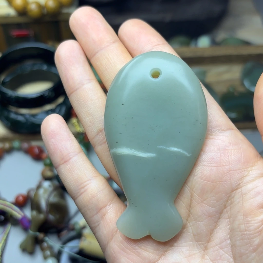 泥****和田玉未镶嵌颈饰