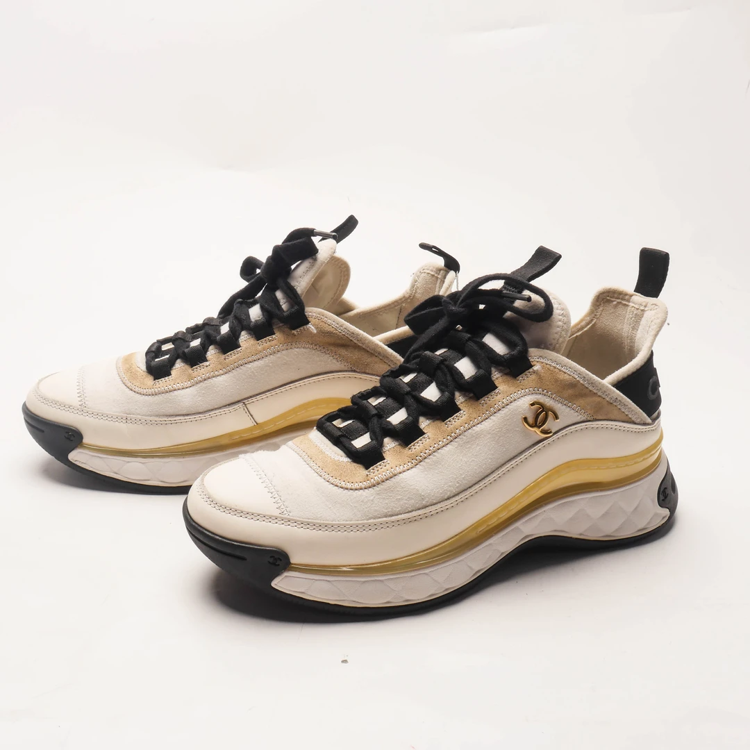 99新 Chanel/香奈儿 /35/36/37/米色运动鞋/96新