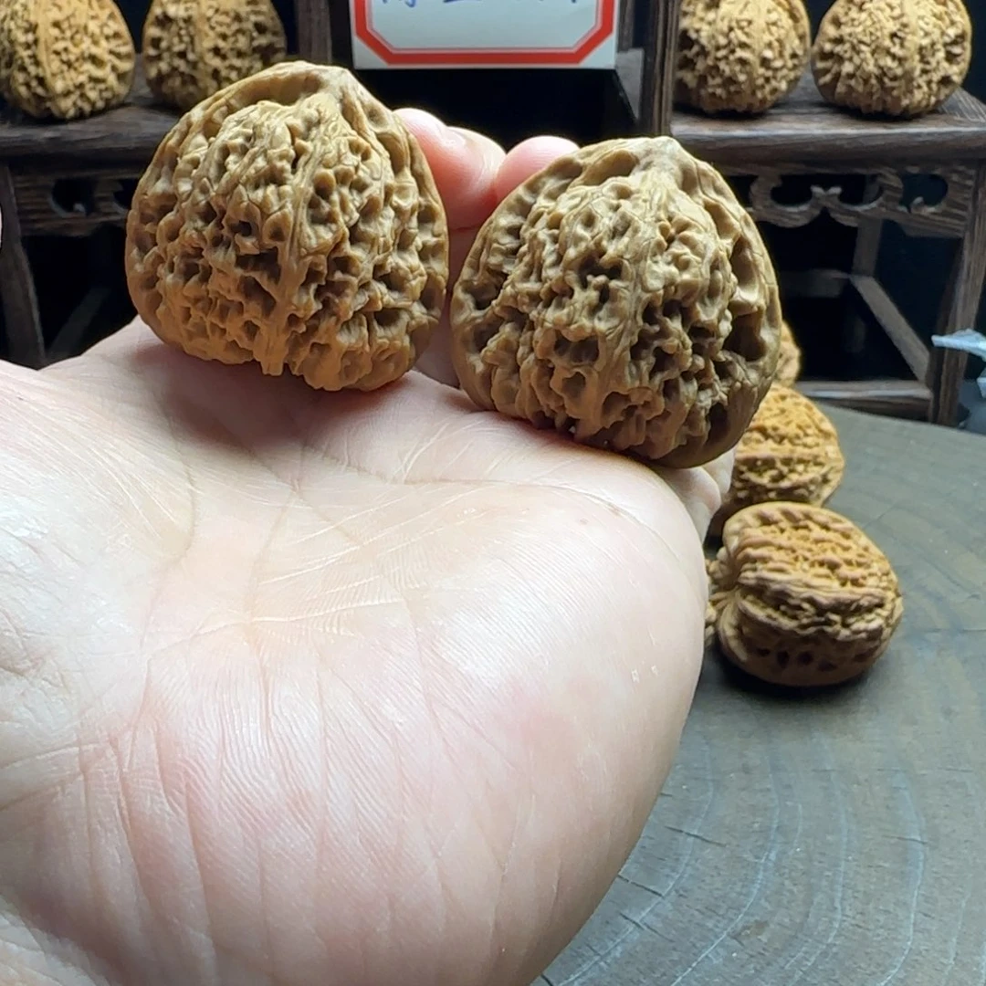 文玩核桃吊坠42三角